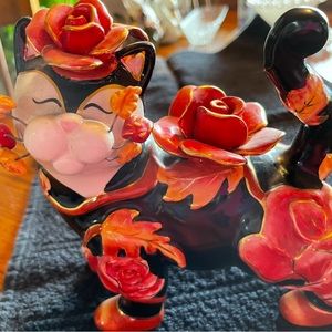 Lacombe Porcelain Cat